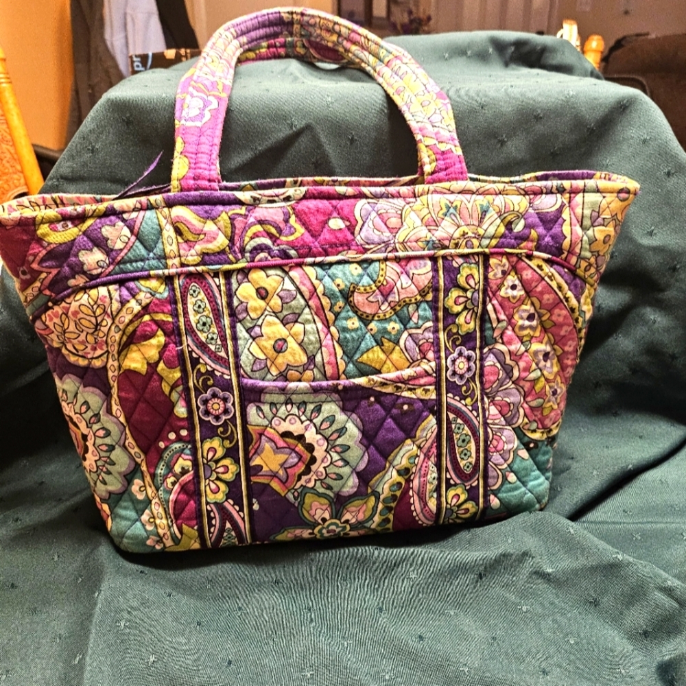 Gently Used Vera Bradley Large Tote Bag. Heather Pattern